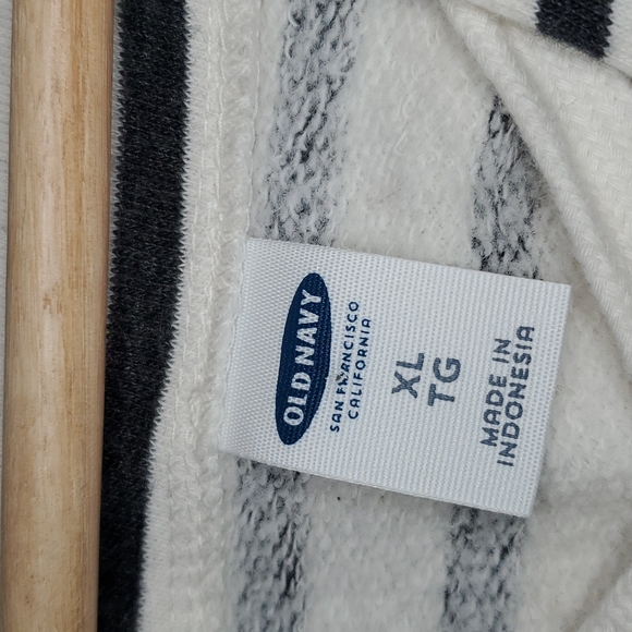 Old Navy Black Striped Sweatshirt - Picture 5 of 6